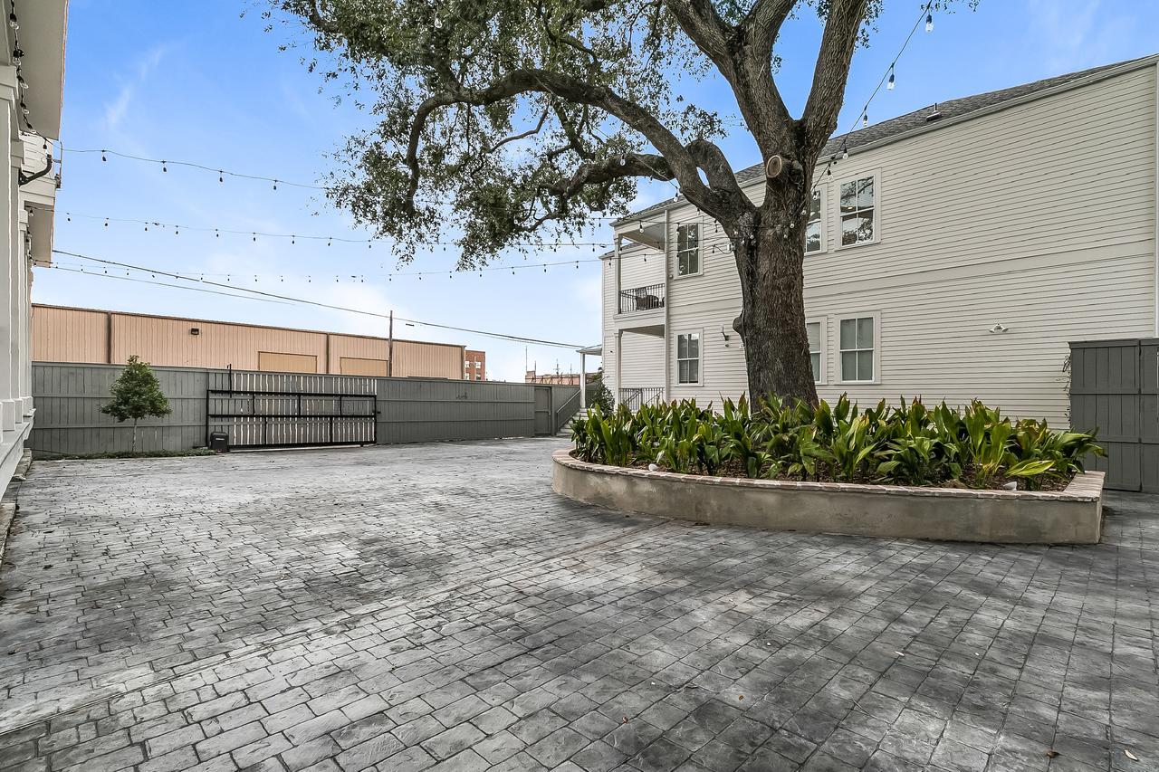 Charming 2Br On Carondelet By Hosteeva Nova Orleães Exterior foto